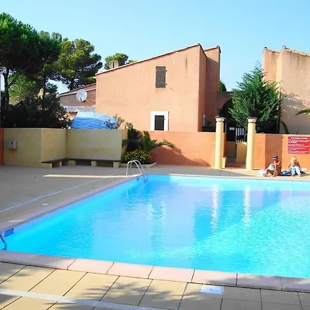 4 Pers, 1 Chambre, Terrasse, Piscine + Parking, Proche Plage - Ref Para138 Villa